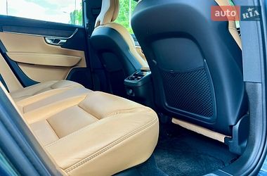 Седан Volvo S90 2022 в Киеве