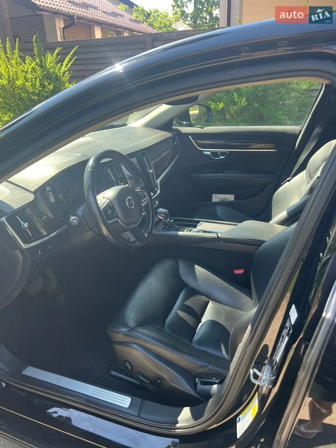 Volvo S90 2016 VIN YV1102AK3H1011591 фото оголошення 3 з 12