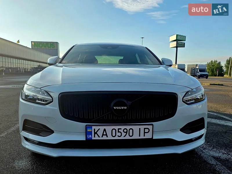 Volvo S90 2017