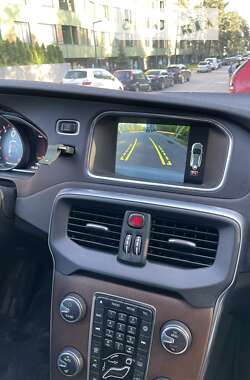 Хетчбек Volvo V40 Cross Country 2016 в Києві