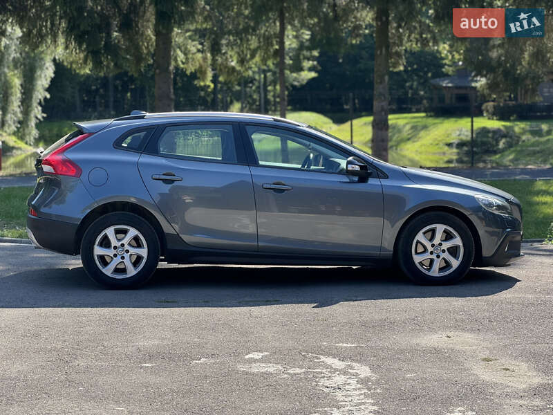 Хетчбек Volvo V40 Cross Country 2014 в Луцьку фото 13 Хетчбек Volvo V40 Cross Country 2014 в Луцьку