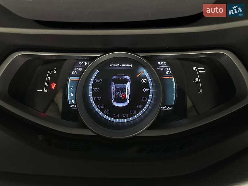 Хетчбек Volvo V40 Cross Country 2016 в Києві