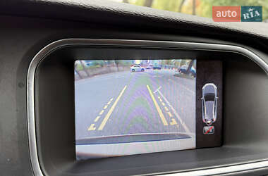 Хэтчбек Volvo V40 Cross Country 2012 в 
