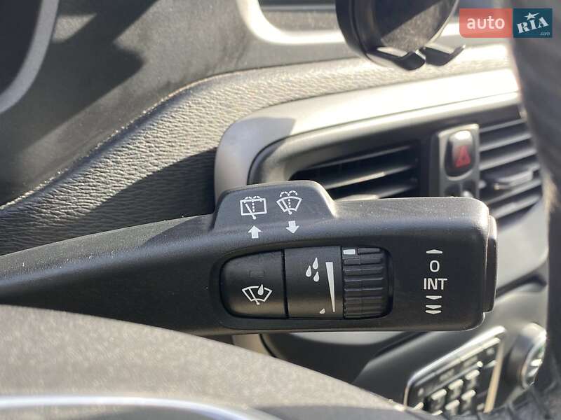 Хэтчбек Volvo V40 Cross Country 2017 в Николаеве фото 43 Хэтчбек Volvo V40 Cross Country 2017 в Николаеве