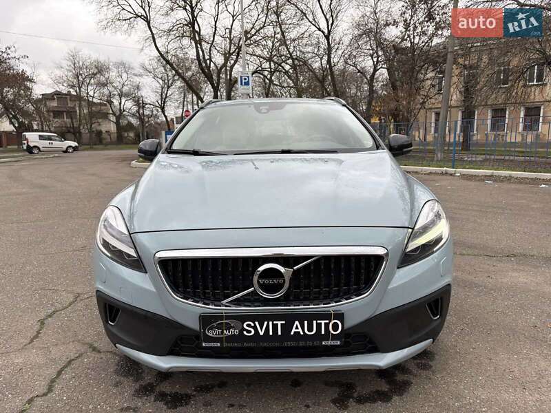 Хетчбек Volvo V40 Cross Country 2017 в Миколаєві