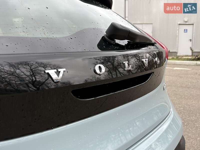 Хетчбек Volvo V40 Cross Country 2017 в Миколаєві