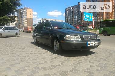 Универсал Volvo V40 1999 в Черкассах