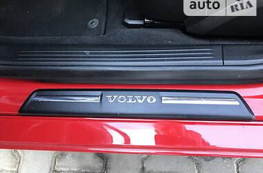 Хэтчбек Volvo V40 2015 в Ровно