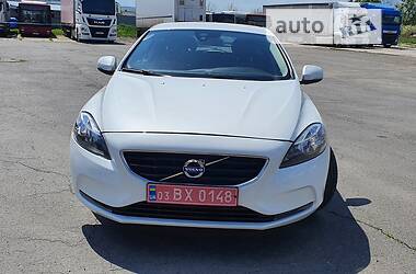 Хетчбек Volvo V40 2013 в Жовкві