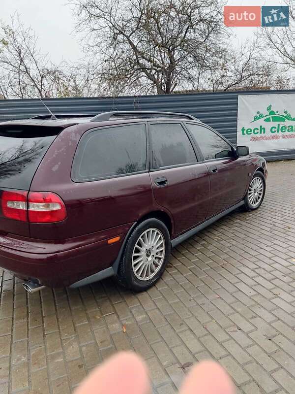 Универсал Volvo V40 1997 в Ивано-Франковске
