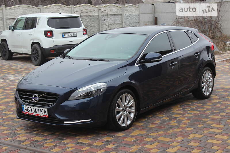 Хетчбек Volvo V40 2015 в Дніпрі фото 13 Хетчбек Volvo V40 2015 в Дніпрі