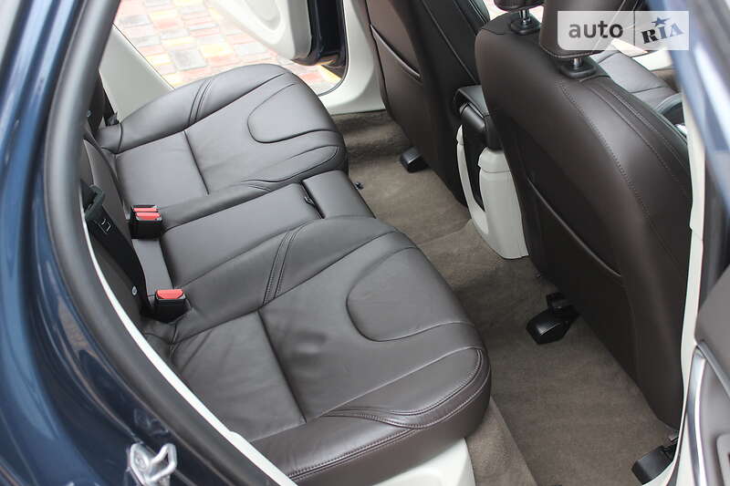 Хетчбек Volvo V40 2015 в Дніпрі фото 32 Хетчбек Volvo V40 2015 в Дніпрі