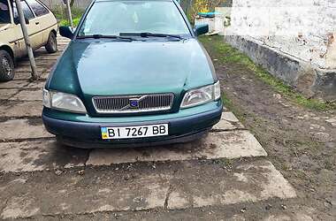 Універсал Volvo V40 2000 в Машівка