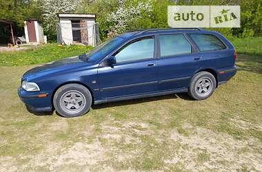 Универсал Volvo V40 1999 в 