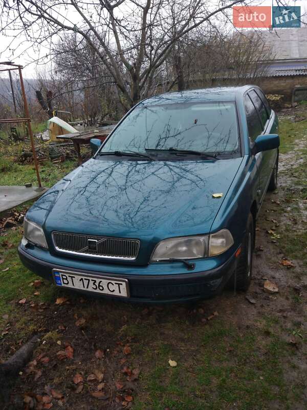 Универсал Volvo V40 1998 в Виннице