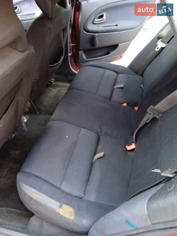 Универсал Volvo V40 1996 в Львове