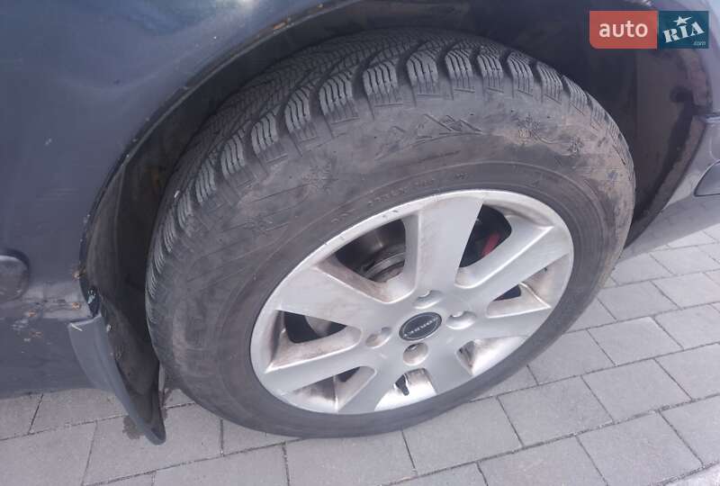 Универсал Volvo V40 1998 в Одессе