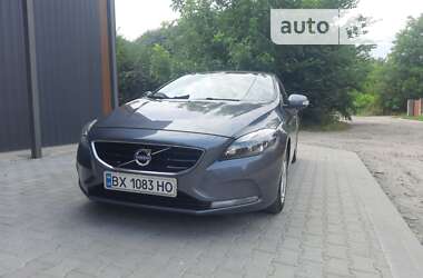 Хетчбек Volvo V40 2013 в Старокостянтинові