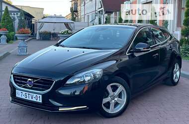 Хетчбек Volvo V40 2013 в Стрию