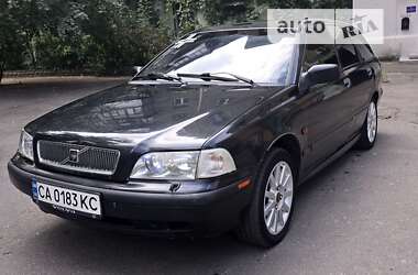 Універсал Volvo V40 1997 в Києві