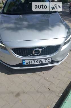 Хэтчбек Volvo V40 2019 в Одессе