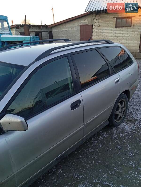 Універсал Volvo V40 2003 в Луцьку фото 6 Універсал Volvo V40 2003 в Луцьку