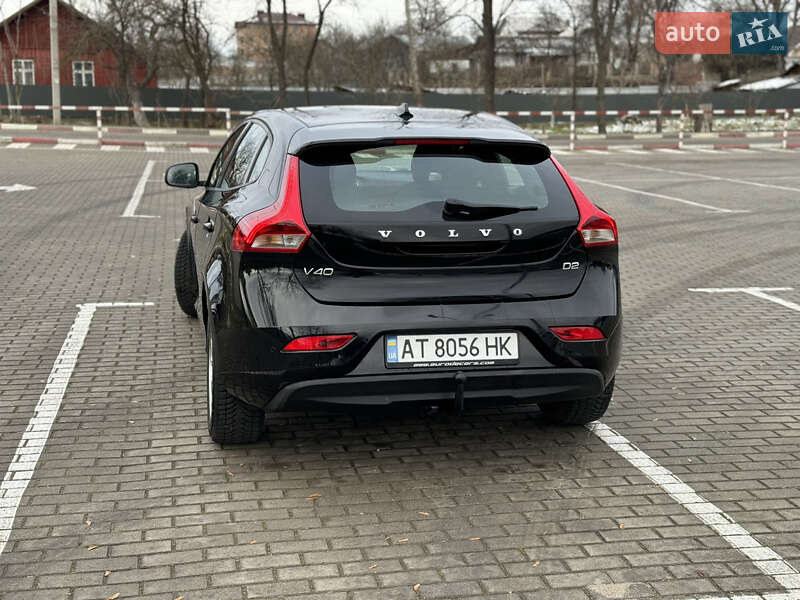 Хэтчбек Volvo V40 2013 в Коломые