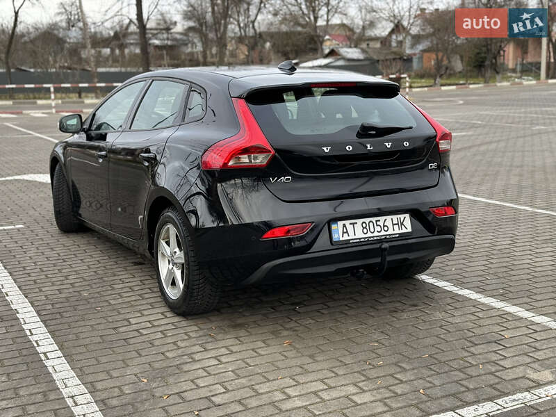 Хэтчбек Volvo V40 2013 в Коломые