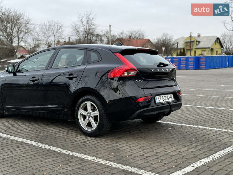 Хэтчбек Volvo V40 2013 в Коломые