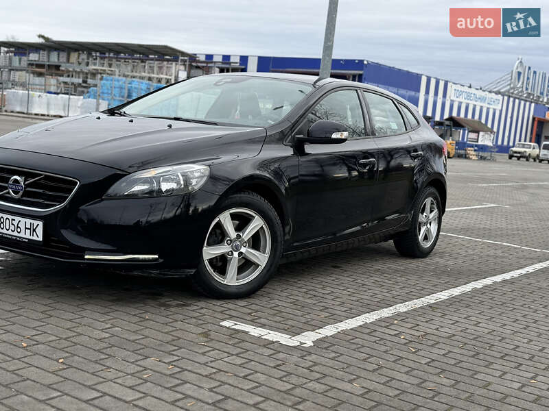 Хэтчбек Volvo V40 2013 в Коломые