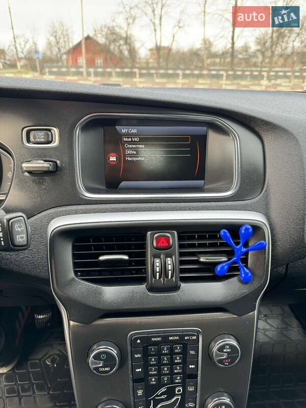 Хэтчбек Volvo V40 2013 в Коломые