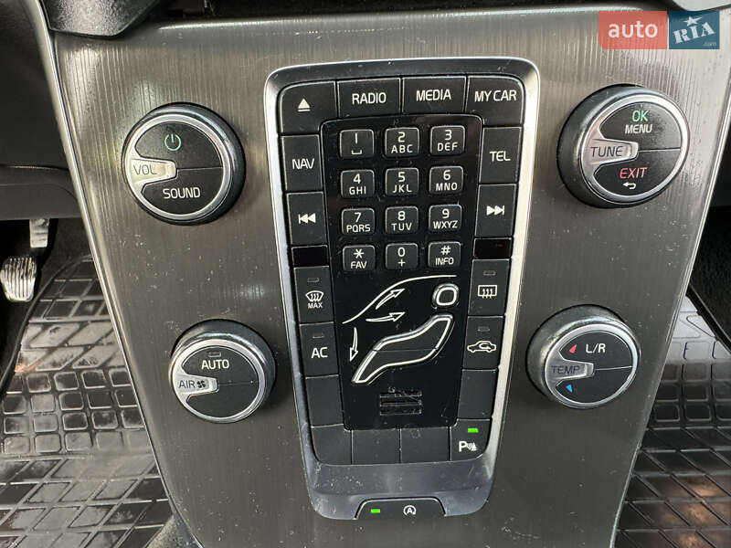 Хэтчбек Volvo V40 2013 в Коломые