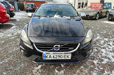 Хэтчбек Volvo V40 2013 в Борисполе