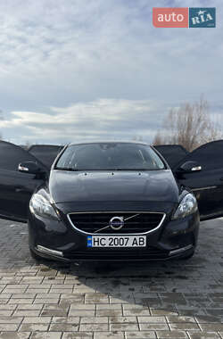 Хэтчбек Volvo V40 2013 в 