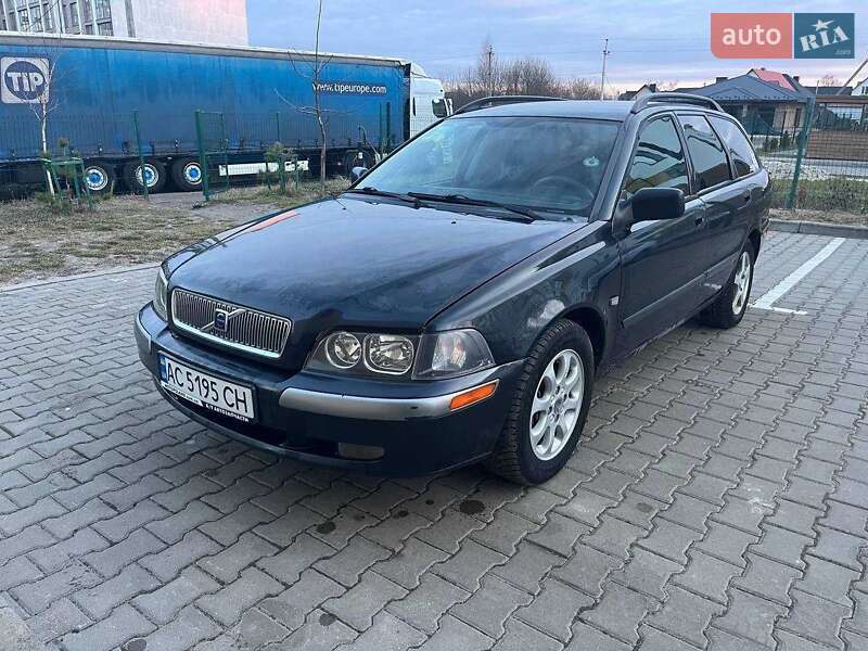 Универсал Volvo V40 2000 в Ковеле