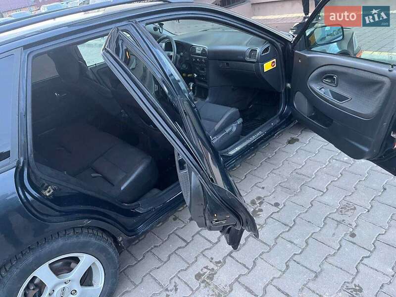 Универсал Volvo V40 2000 в Ковеле