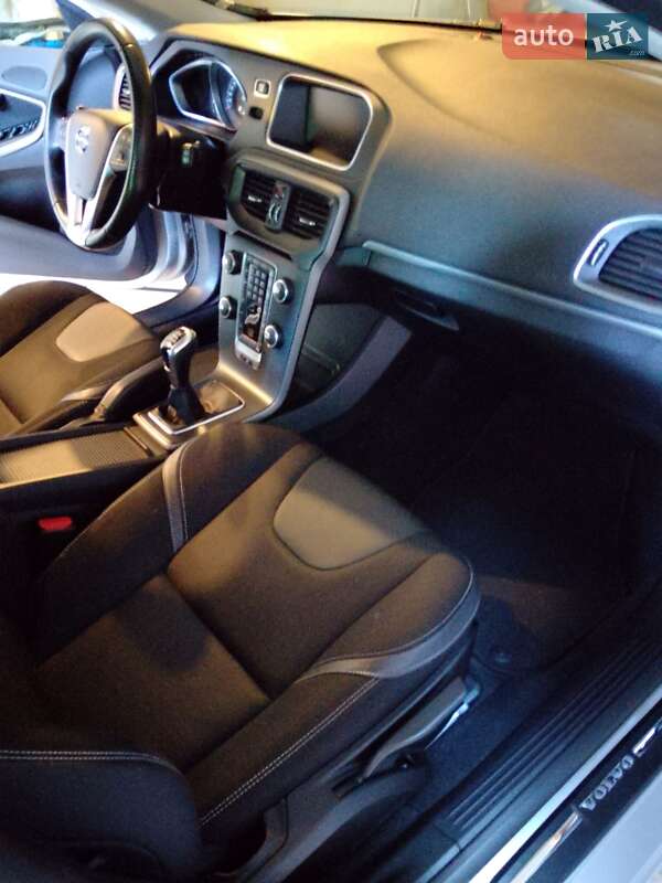 Хэтчбек Volvo V40 2019 в Одессе фото 7 Хэтчбек Volvo V40 2019 в Одессе