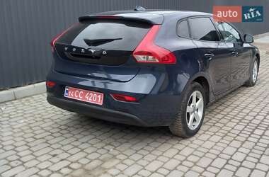 Хетчбек Volvo V40 2013 в Львові