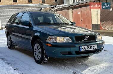 Универсал Volvo V40 2001 в 