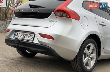 Хэтчбек Volvo V40 2014 в 