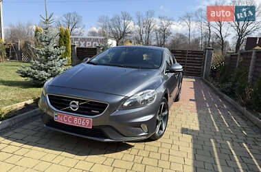 Хэтчбек Volvo V40 2013 в 