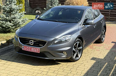 Хэтчбек Volvo V40 2013 в 