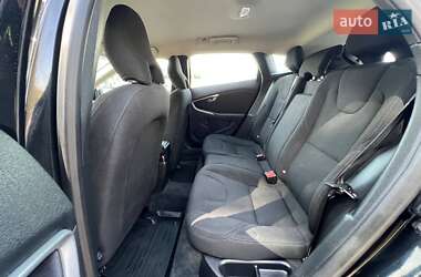 Хэтчбек Volvo V40 2013 в 