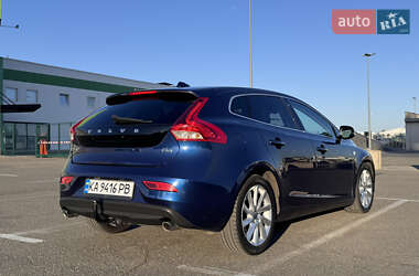 Хетчбек Volvo V40 2014 в Києві
