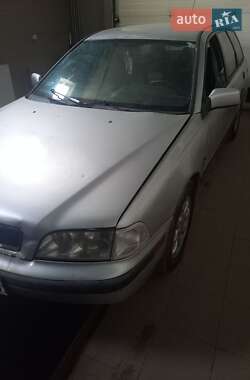 Універсал Volvo V40 2000 в 