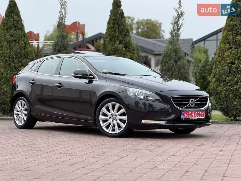 Хетчбек Volvo V40 2013 в Стрию