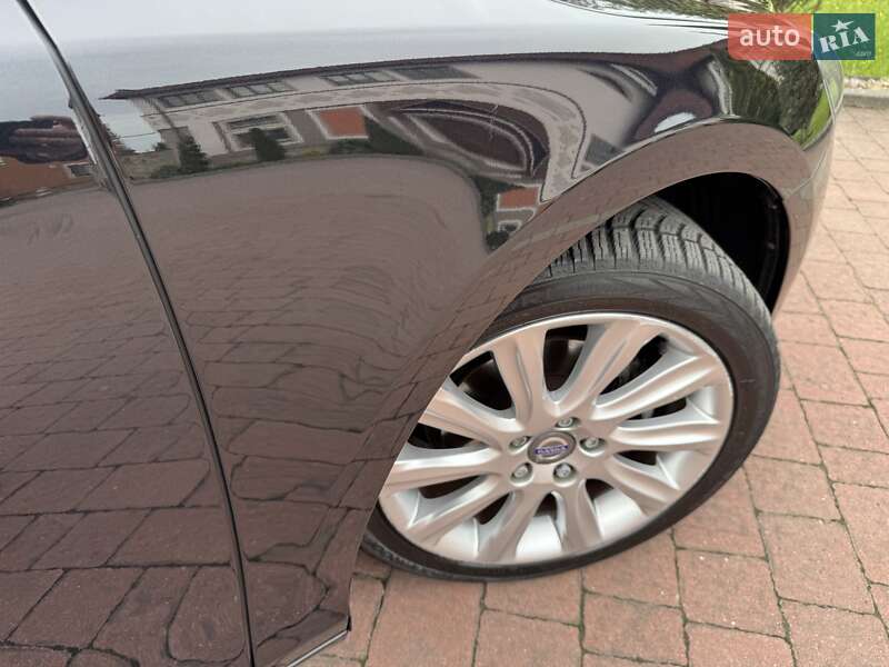 Хетчбек Volvo V40 2013 в Стрию