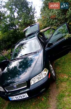 Универсал Volvo V40 2000 в 