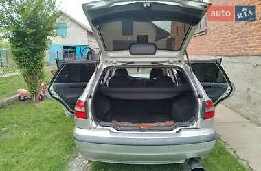 Универсал Volvo V40 2000 в 