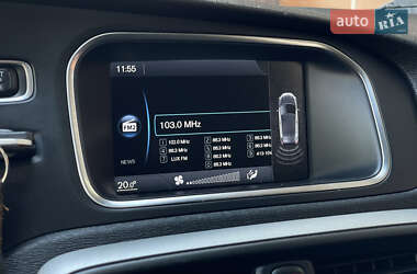 Хэтчбек Volvo V40 2014 в 